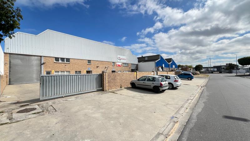 To Let commercial Property for Rent in Montague Gardens Western Cape
